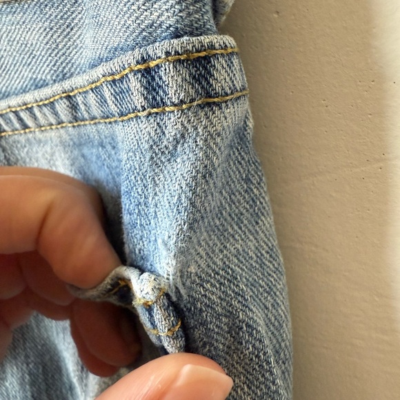 Urban Pipeline Light Blue Relaxed Jeans - Picture 4 of 9